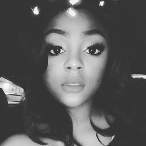 Meet your Posher, Chitovia